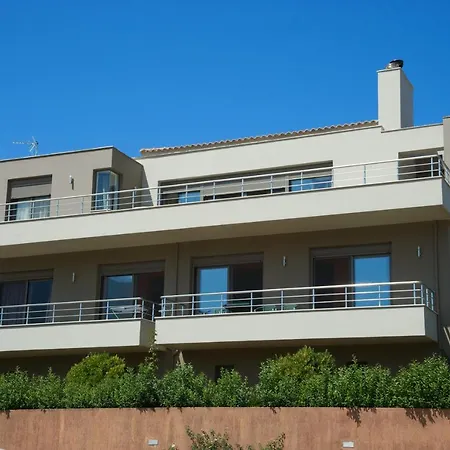 דירה Anthousa קרבומילוס